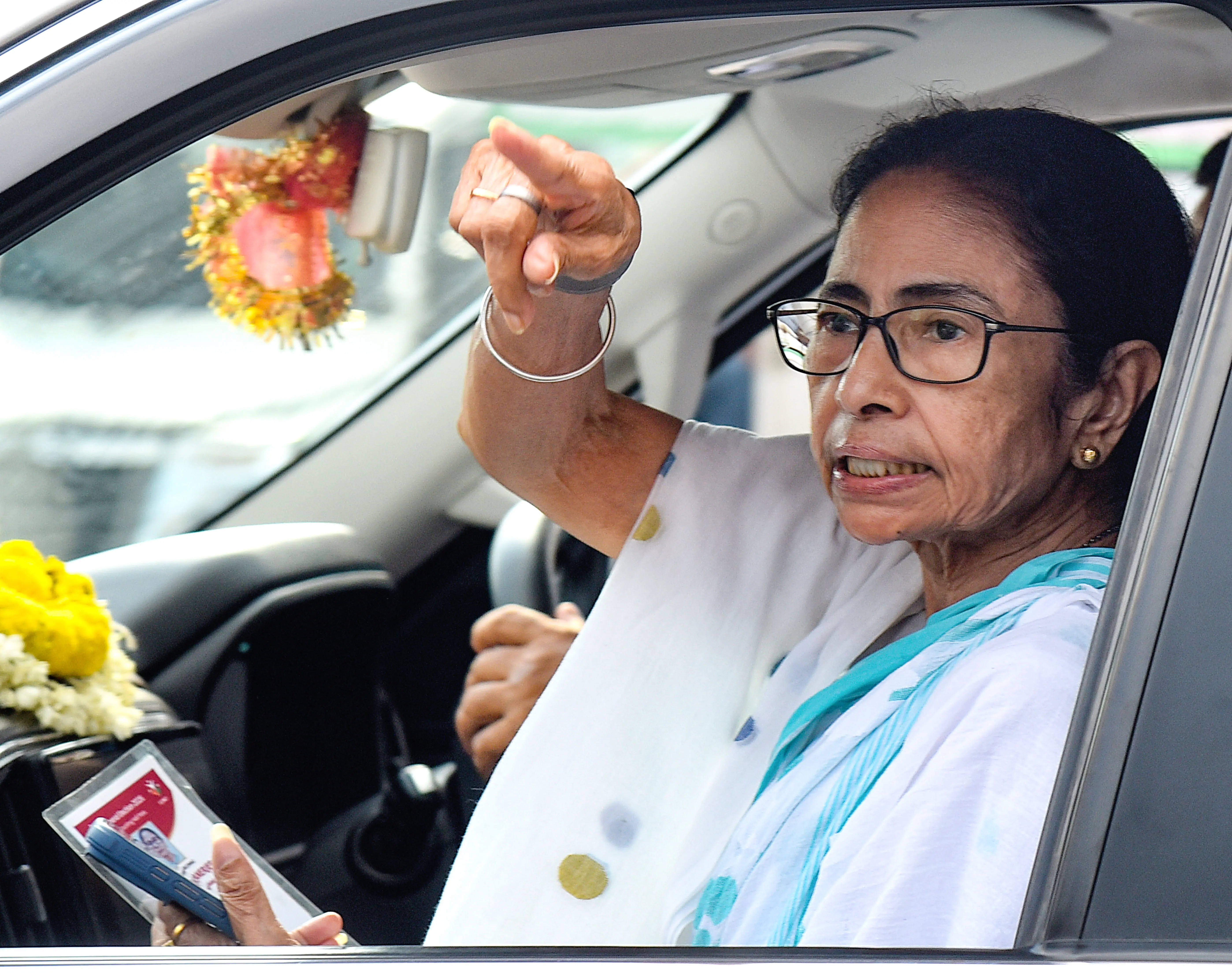 Immoral victory': TMC chief Mamata Banerjee alleges BJP 'looted' over 100  seats in Bengal