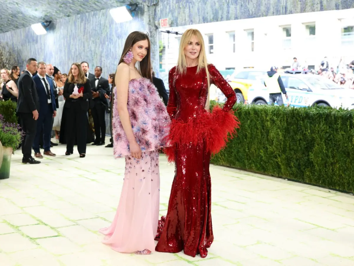 Nicole Kidman with daughter