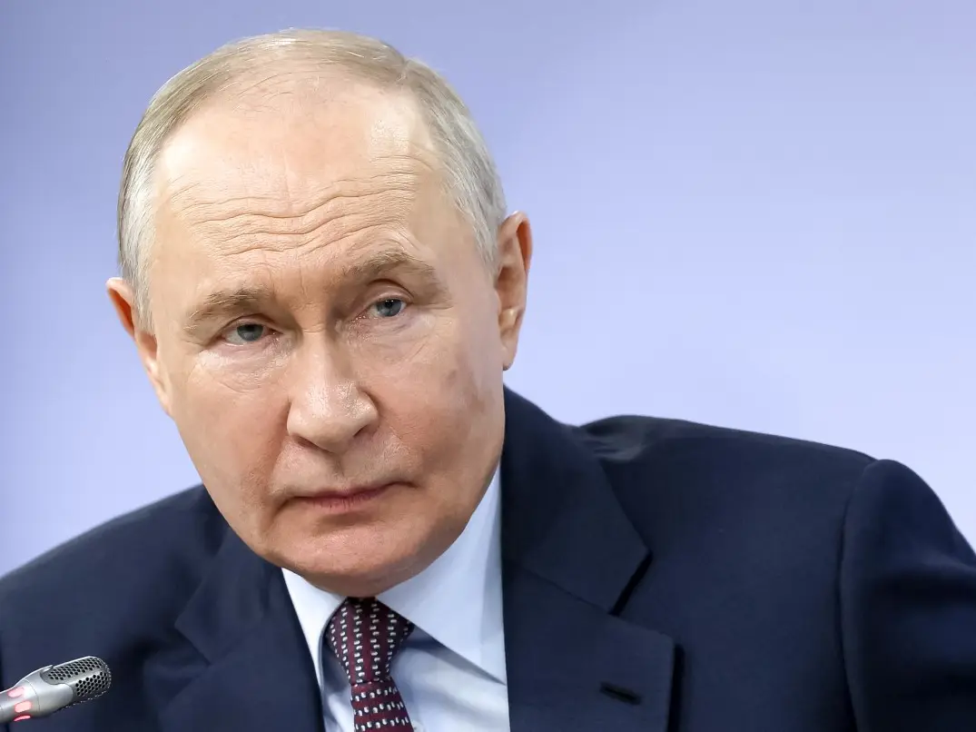 Kremlin circulating old photos of Putin amid fears of assassination and coup: Report Kremlin circulating old photos of Putin amid fears of assassination and coup: Report