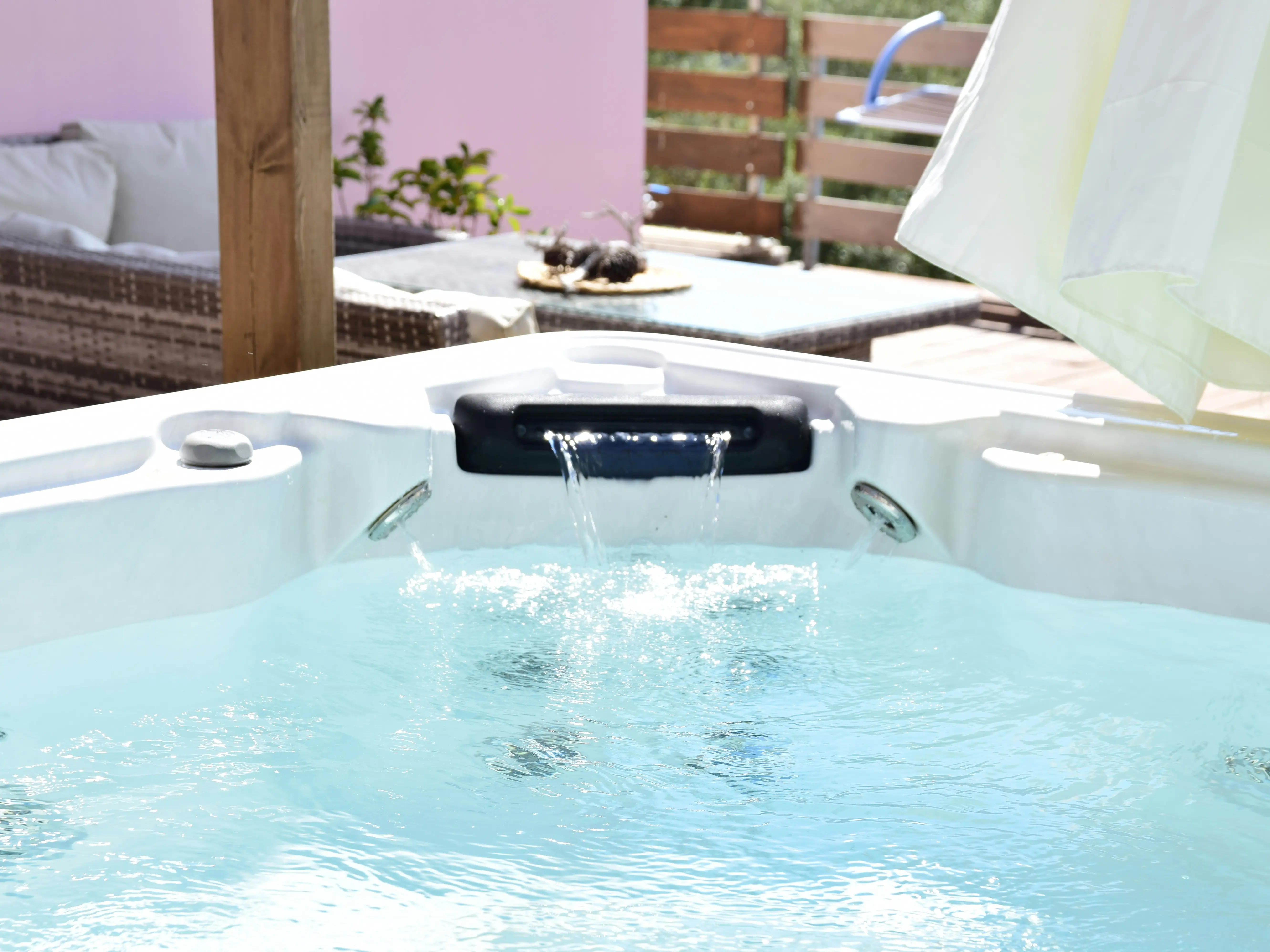 Boy dies after his leg is sucked in by the jacuzzi filter at an Italian hotel Boy dies after his leg is sucked in by the jacuzzi filter at an Italian hotel