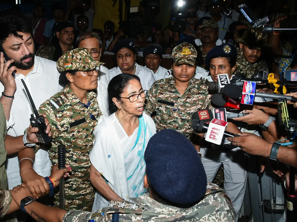 'I will not resign, I did not lose': Mamata Banerjee accuses BJP, EC of collusion after Bengal loss 'I will not resign, I did not lose': Mamata Banerjee accuses BJP, EC of collusion after Bengal loss