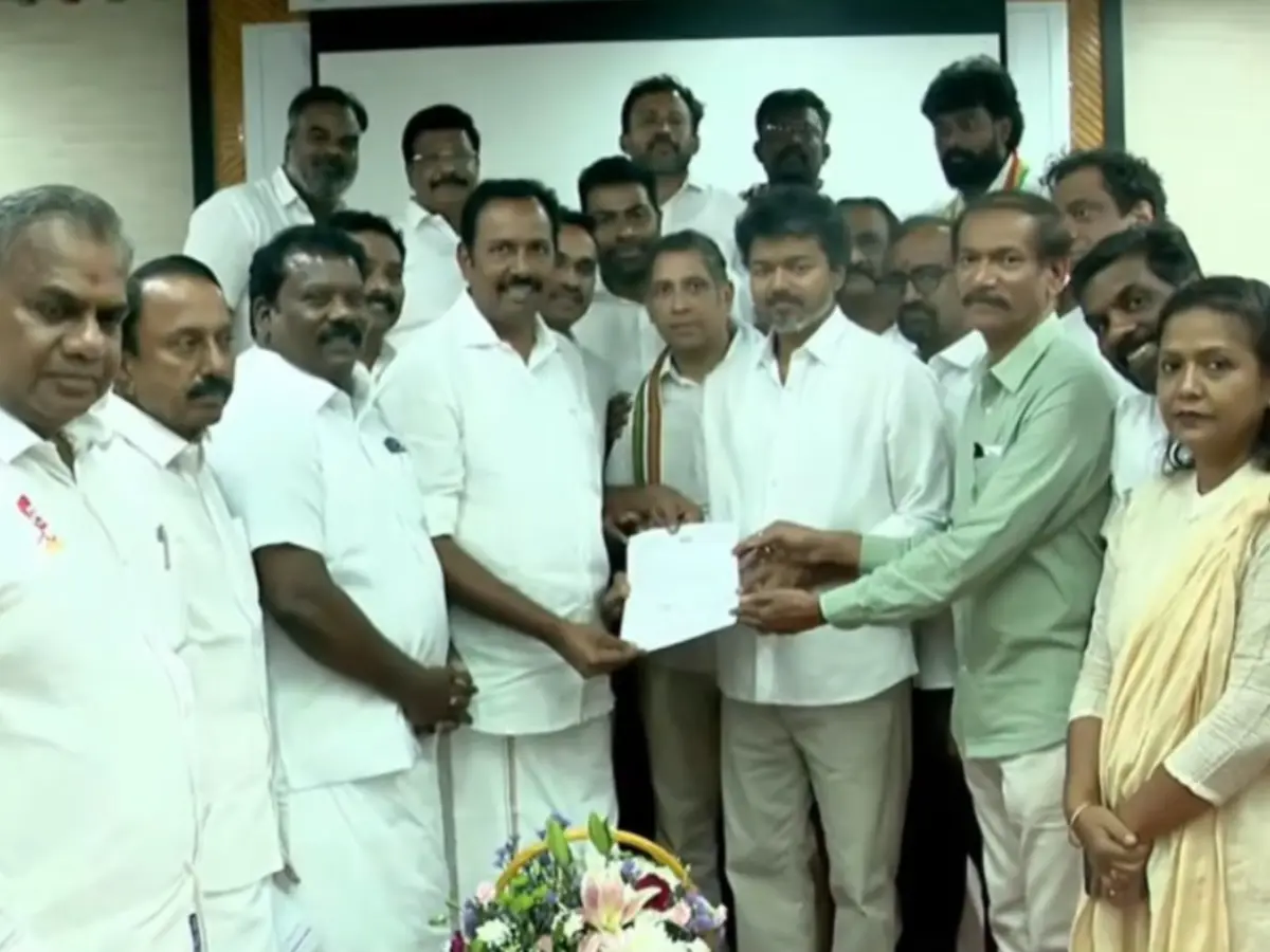 Congress ditches DMK, allies with Vijay's TVK in Tamil Nadu; Stalin's party call it betrayal for INDIA bloc Congress ditches DMK, allies with Vijay's TVK in Tamil Nadu; Stalin's party call it betrayal for INDIA bloc