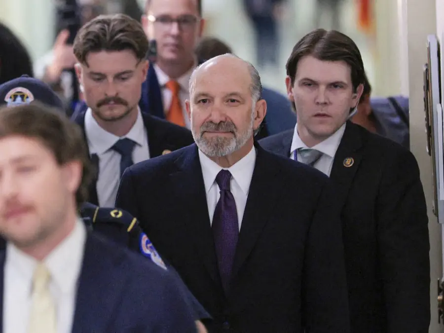 'Pathological liar': Democrats accuse Howard Lutnick of ‘egregious cover-up’ in Epstein investigation