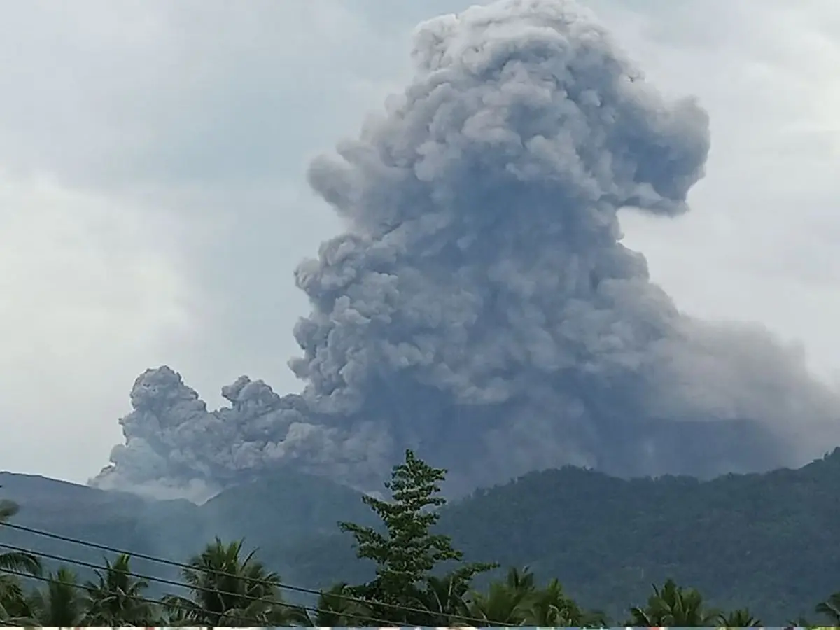 Where Is Mount Dukono? Indonesian authorities race to rescue 20 hikers after volcano eruption sends ash 10km into sky