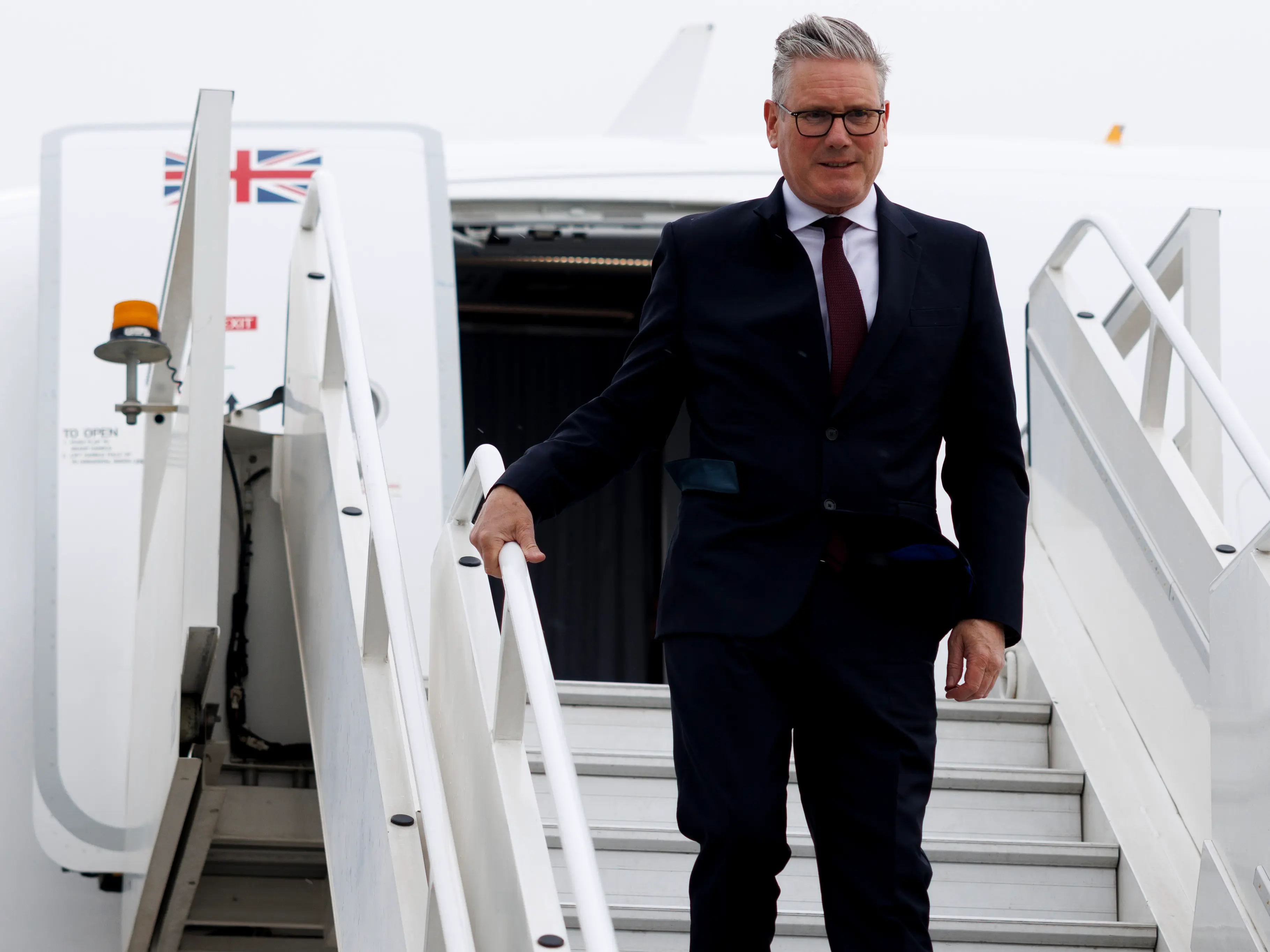 UK local elections put PM Starmer under pressure but he insists on continuing. For how long? UK local elections put PM Starmer under pressure but he insists on continuing. For how long?