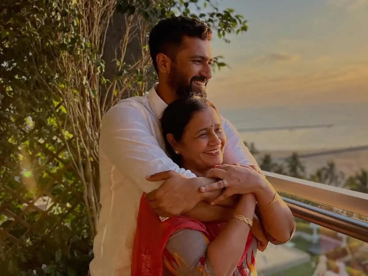 Vicky Kaushal with Veena Kaushal
