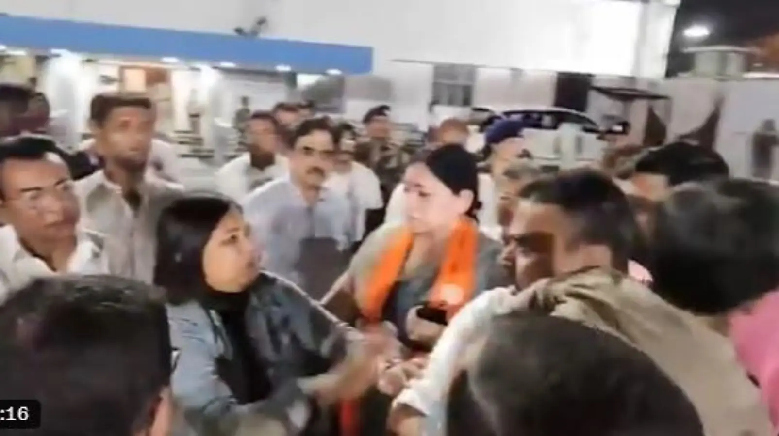 'Will take his full responsibility': Old video of Adhikari resurfaces with Pahalgam victim's son in arms, goes viral