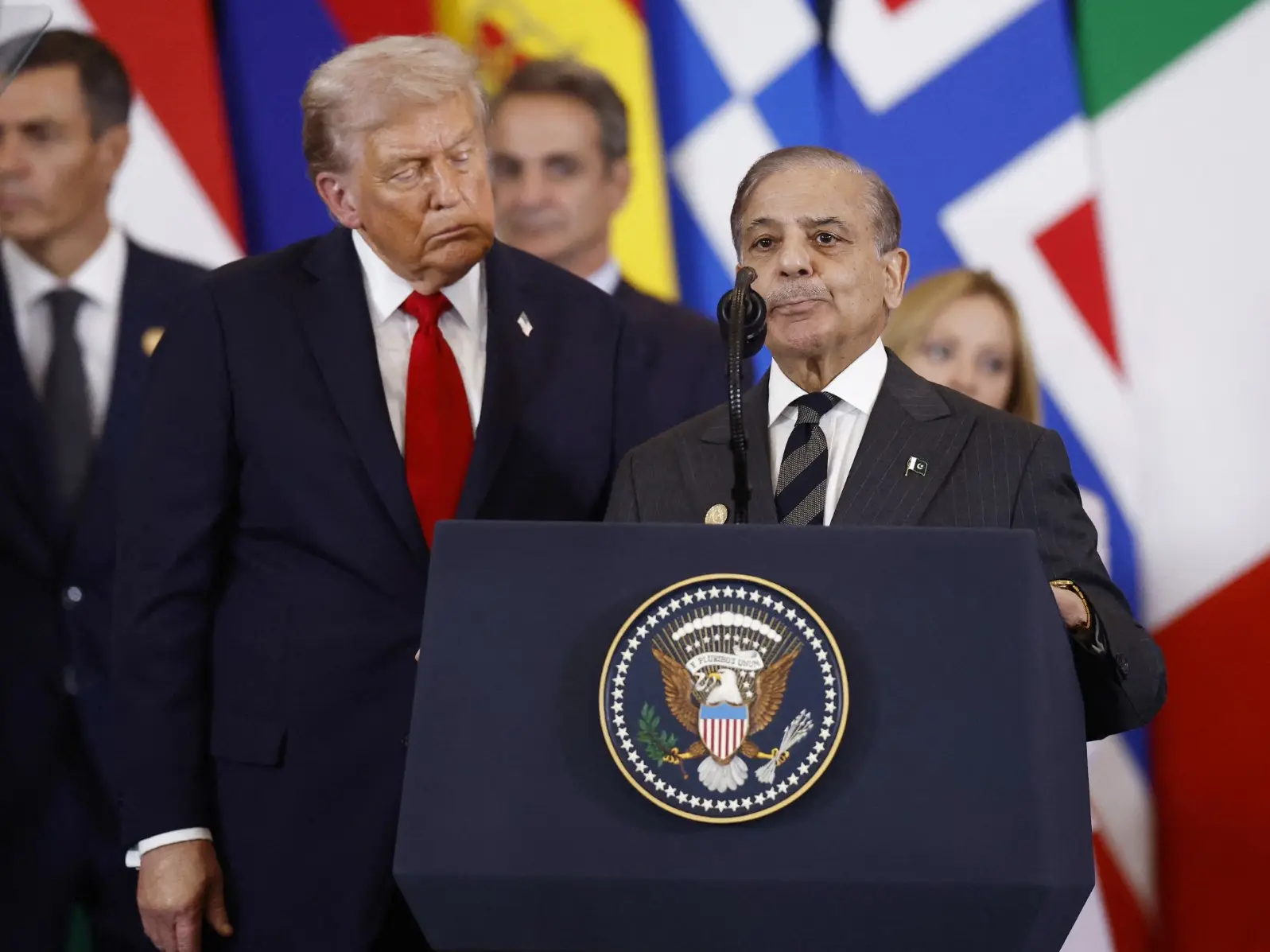 Pakistan two-timed Trump? Report REVEALS Islamabad quietly sheltered Iranian military aircraft while playing mediator in Iran war