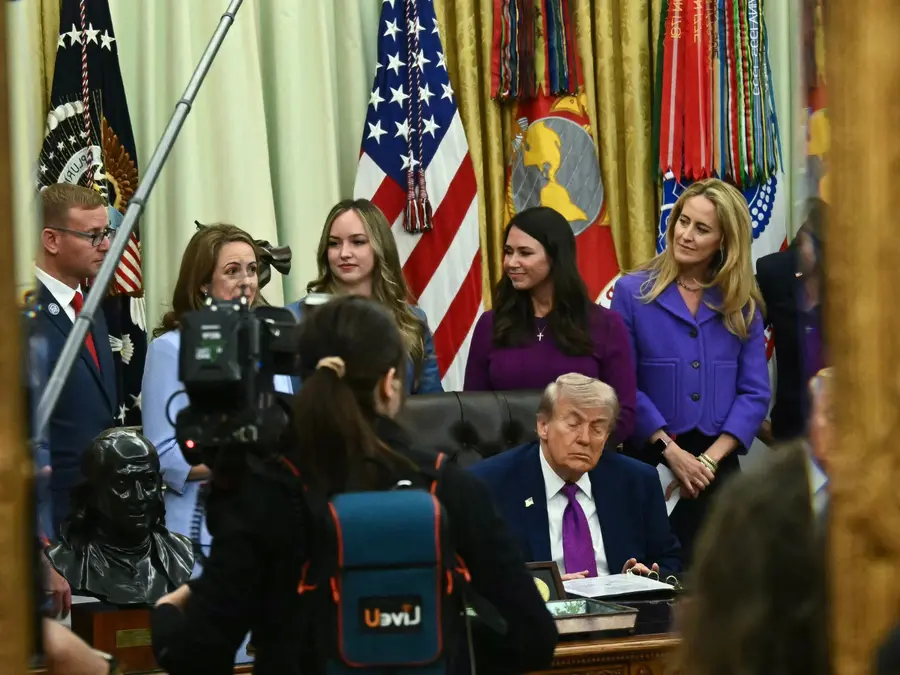 'You absolute moron': White House goes nuclear as photos of Trump dozing off during Oval Office event goes viral