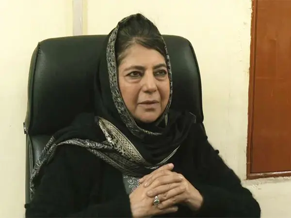 Mehbooba Mufti welcomes RSS call for India-Pakistan dialogue, says it vindicates PDP stand Mehbooba Mufti welcomes RSS call for India-Pakistan dialogue, says it vindicates PDP stand