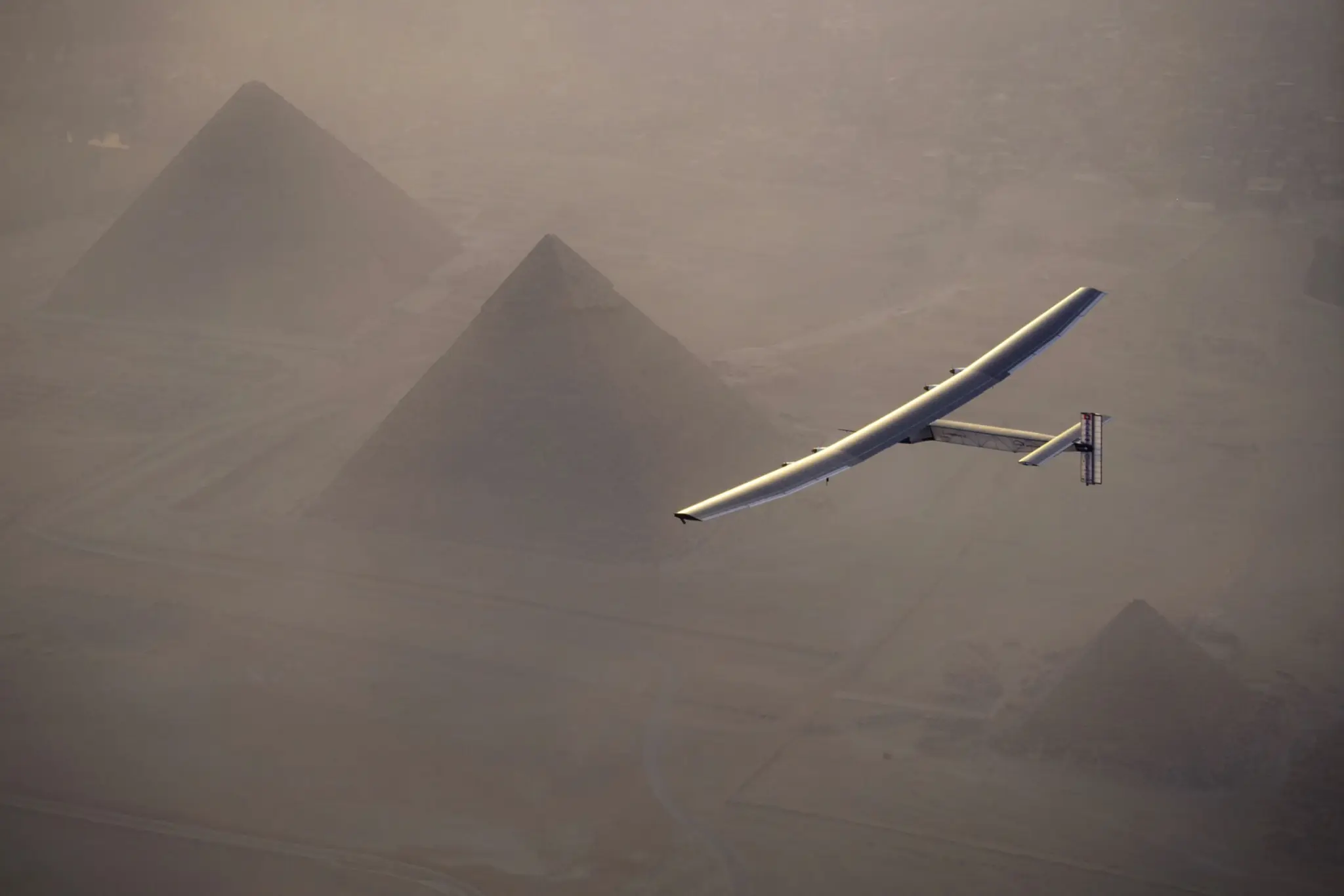 Solar Impulse 2 surveillance system