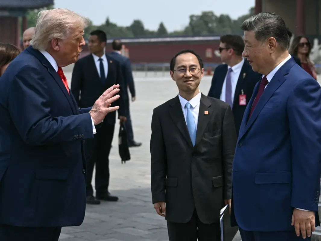Trump dodges Taiwan questions following two-hour summit with Xi Jinping Trump dodges Taiwan questions following two-hour summit with Xi Jinping