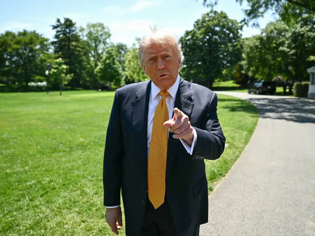 Trump to issue 250 presidential pardons on his birthday? Here's what reports say