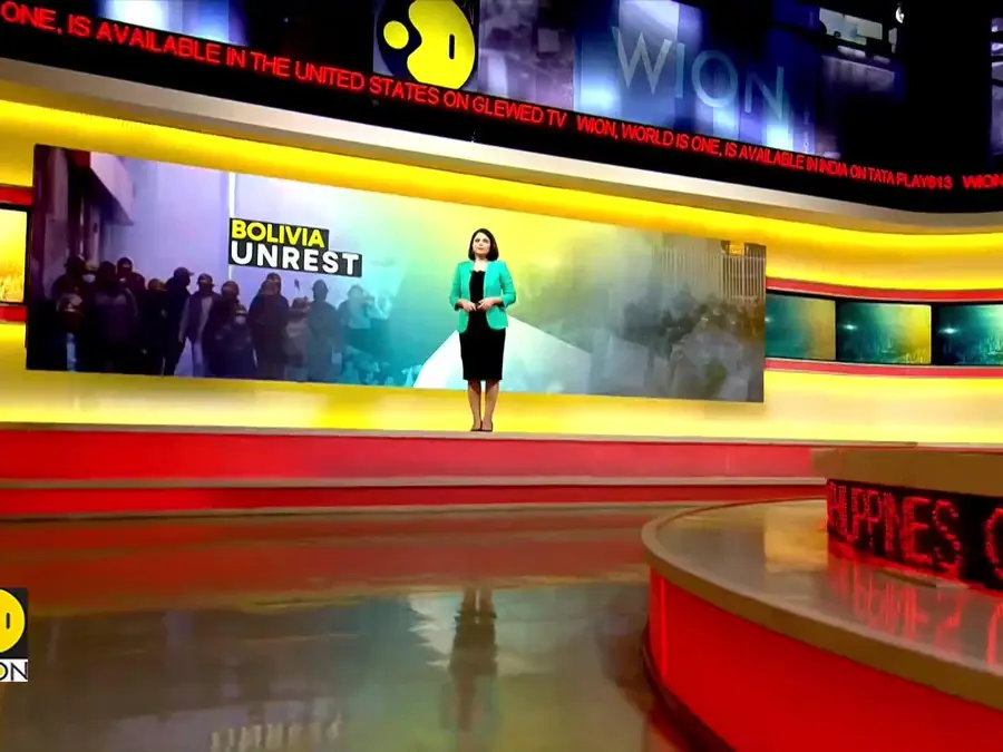 Explosions In Bolivian Capital As Protesters And Police Engage In Clashes