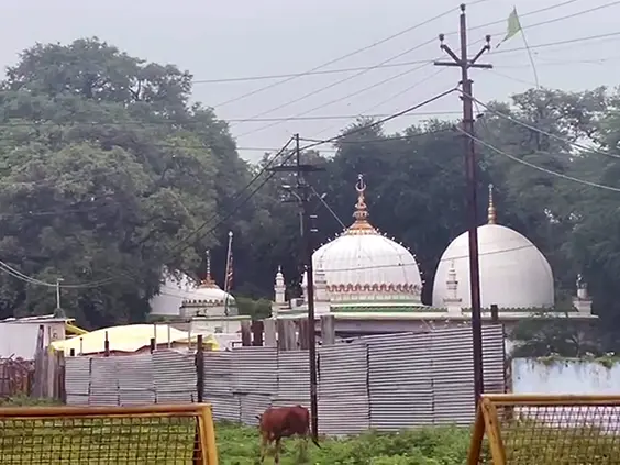 MP HC declares Bhojshala site a Saraswati temple, quashes ASI’s 2003 namaz order MP HC declares Bhojshala site a Saraswati temple, quashes ASI’s 2003 namaz order
