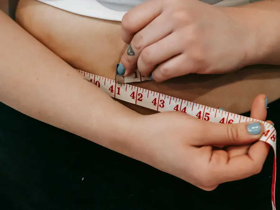 Research finds doing THIS 'cool' thing for two hours a day could help you lose weight (without changing your diet)