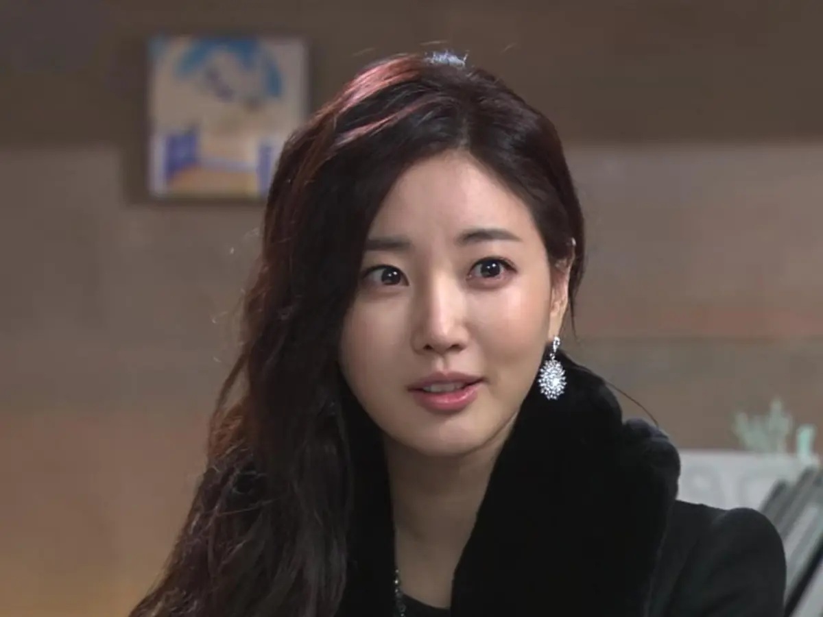Secret Garden actress Kim Sa Rang breaks silence after Gimpo apartment seized over unpaid taxes Secret Garden actress Kim Sa Rang breaks silence after Gimpo apartment seized over unpaid taxes