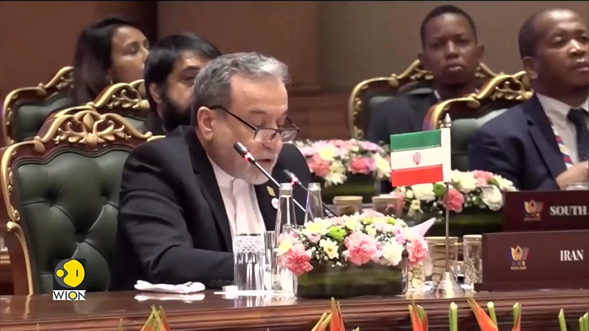Iran Suggests Conditional Transfer of Enriched Uranium to Russia