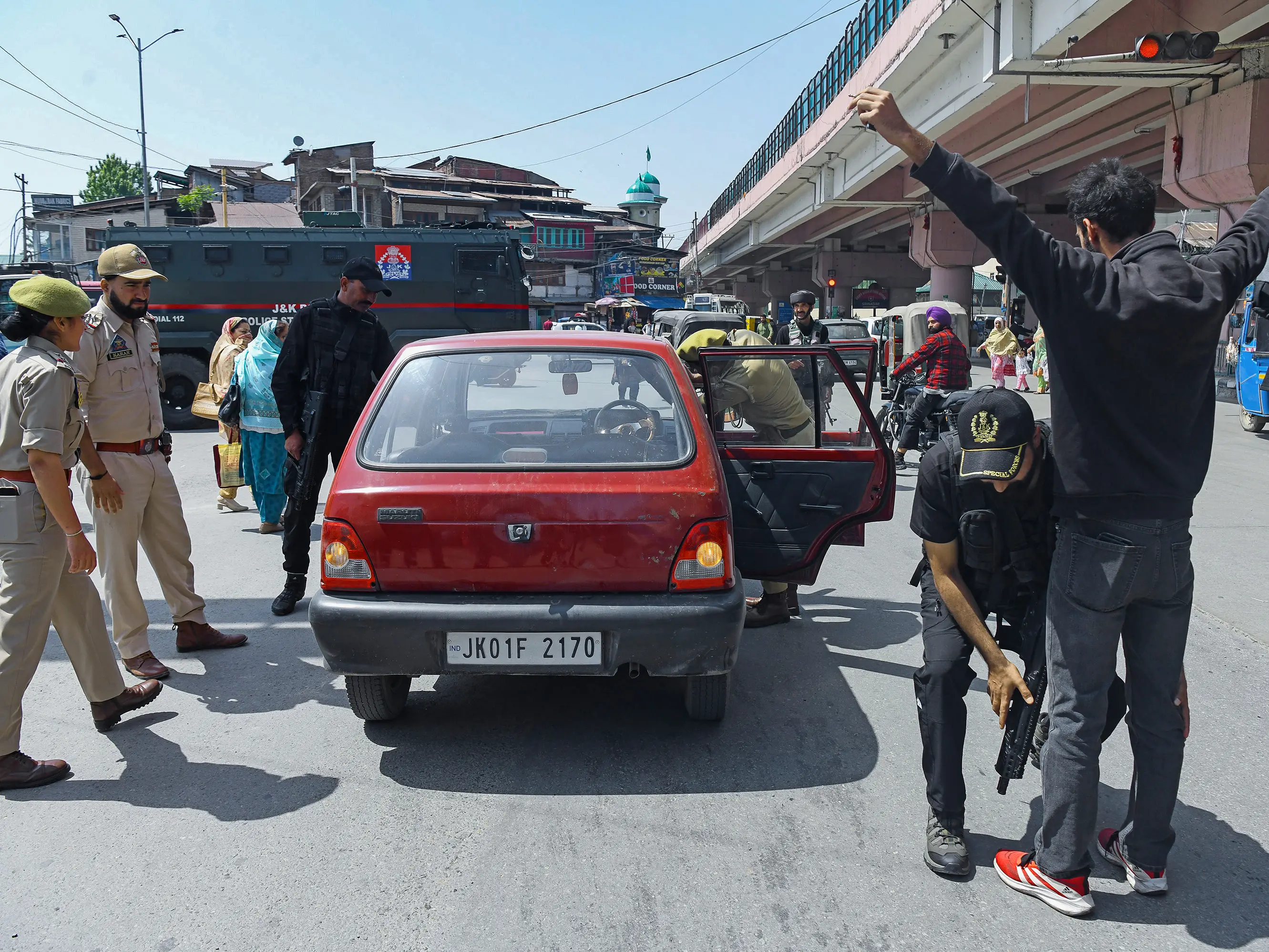Security agencies increase vigil along LoC as snow melts in higher reaches. Inputs of infiltration Security agencies increase vigil along LoC as snow melts in higher reaches. Inputs of infiltration