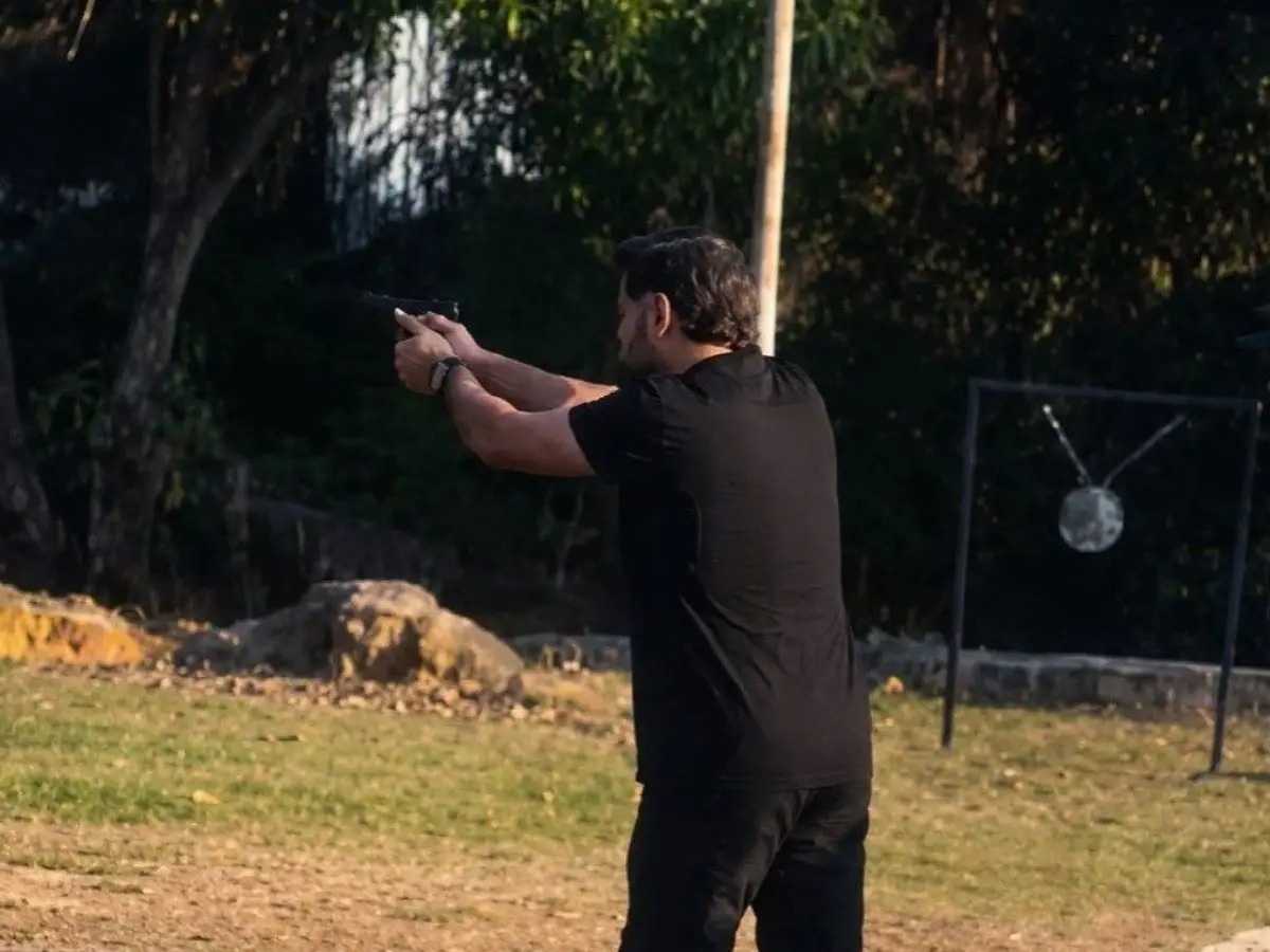 WATCH | Sharp-shooter MS Dhoni impresses NSG commandos with shooting ...