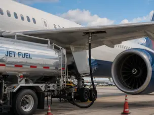 Why petrol is not used as fuel in commercial aircraft