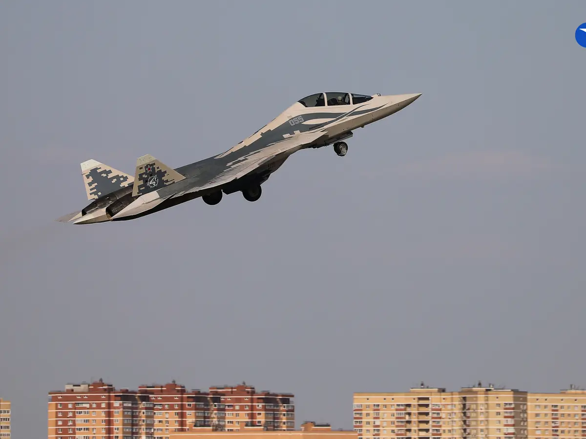 Su-57 Felon goes dual-seat: Russia tests stealth jet designed for drone ...