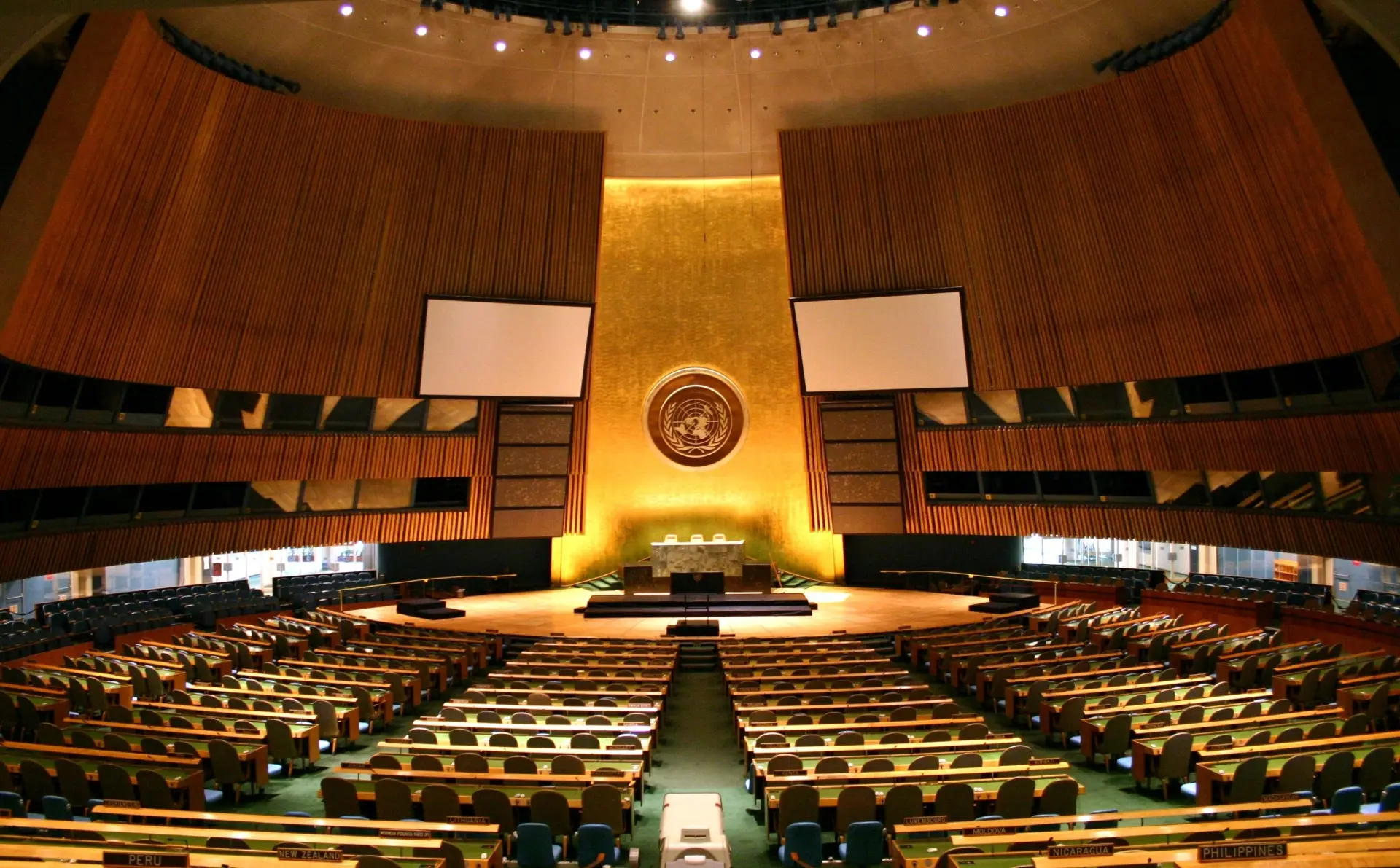Why did India abstain from voting on the UN climate change resolution?