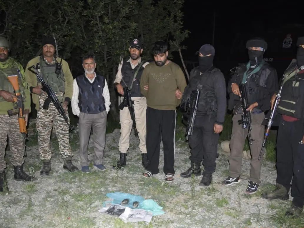 OGW arrested in joint operation in J&K's Kulgam; grenades, incriminating material recovered OGW arrested in joint operation in J&K's Kulgam; grenades, incriminating material recovered