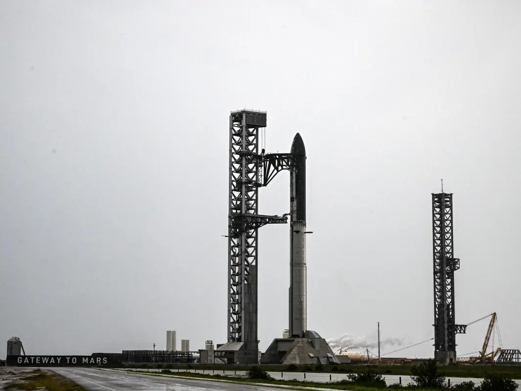 SpaceX postpones launch of Starship V3 after several countdown disruptions; rescheduled for Friday SpaceX postpones launch of Starship V3 after several countdown disruptions; rescheduled for Friday