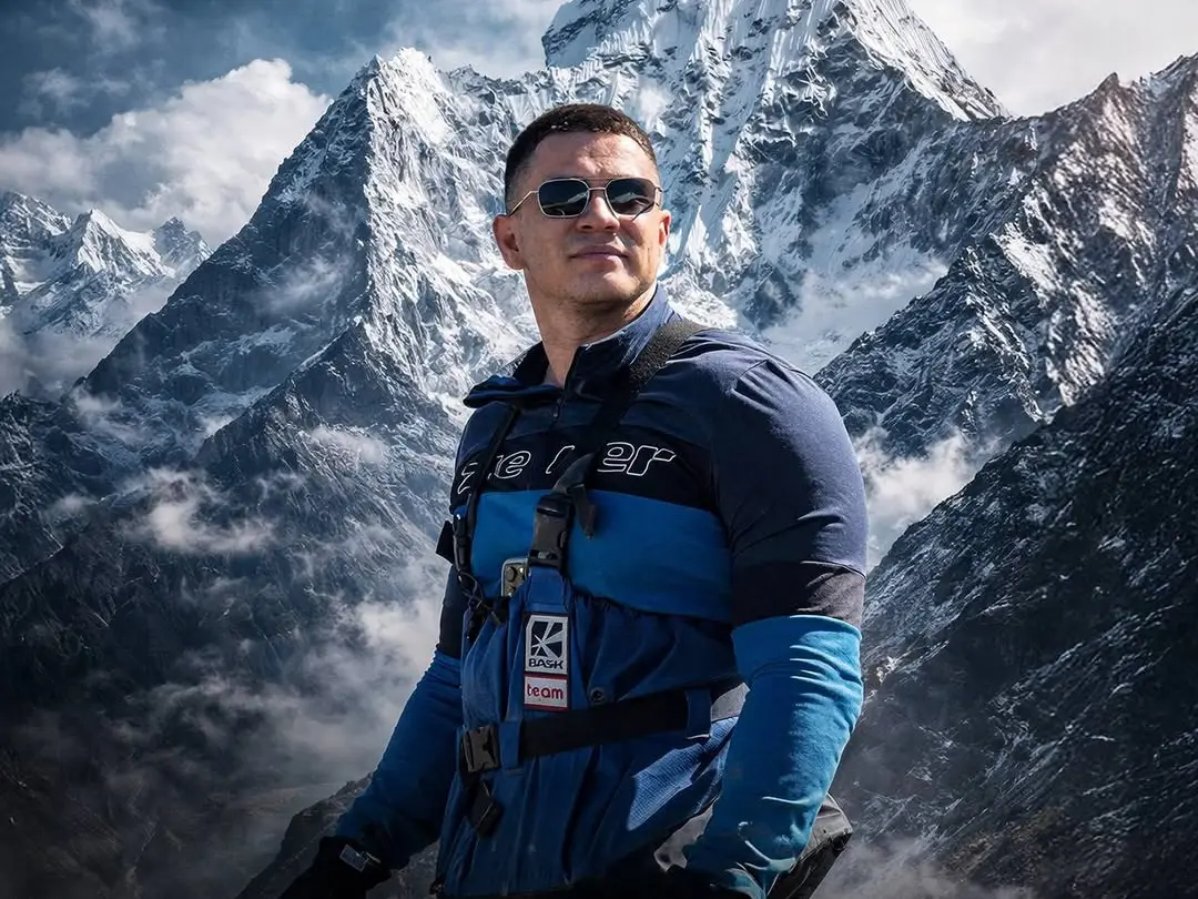Who is Rustam Nabiev? Double amputee becomes first to climb Everest without prosthetic legs Who is Rustam Nabiev? Double amputee becomes first to climb Everest without prosthetic legs