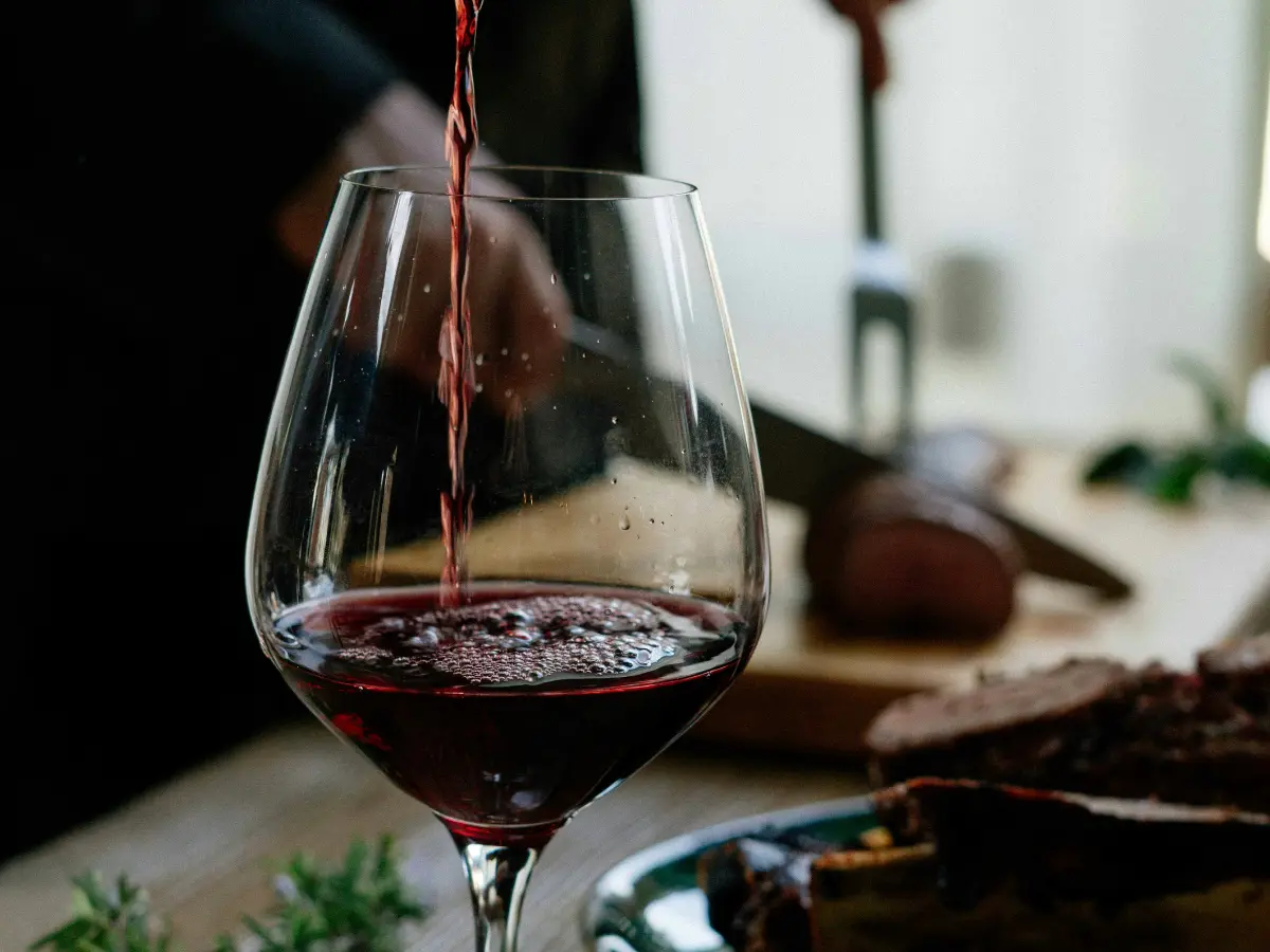 Wine takes the cake - Scientists say moderate intake linked to better heart health compared to non-drinkers Wine takes the cake - Scientists say moderate intake linked to better heart health compared to non-drinkers