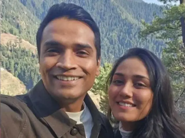 Twisha Sharma Death Case: Accused husband Samarth Singh surrenders in Jabalpur, High Court issues notices Twisha Sharma Death Case: Accused husband Samarth Singh surrenders in Jabalpur, High Court issues notices