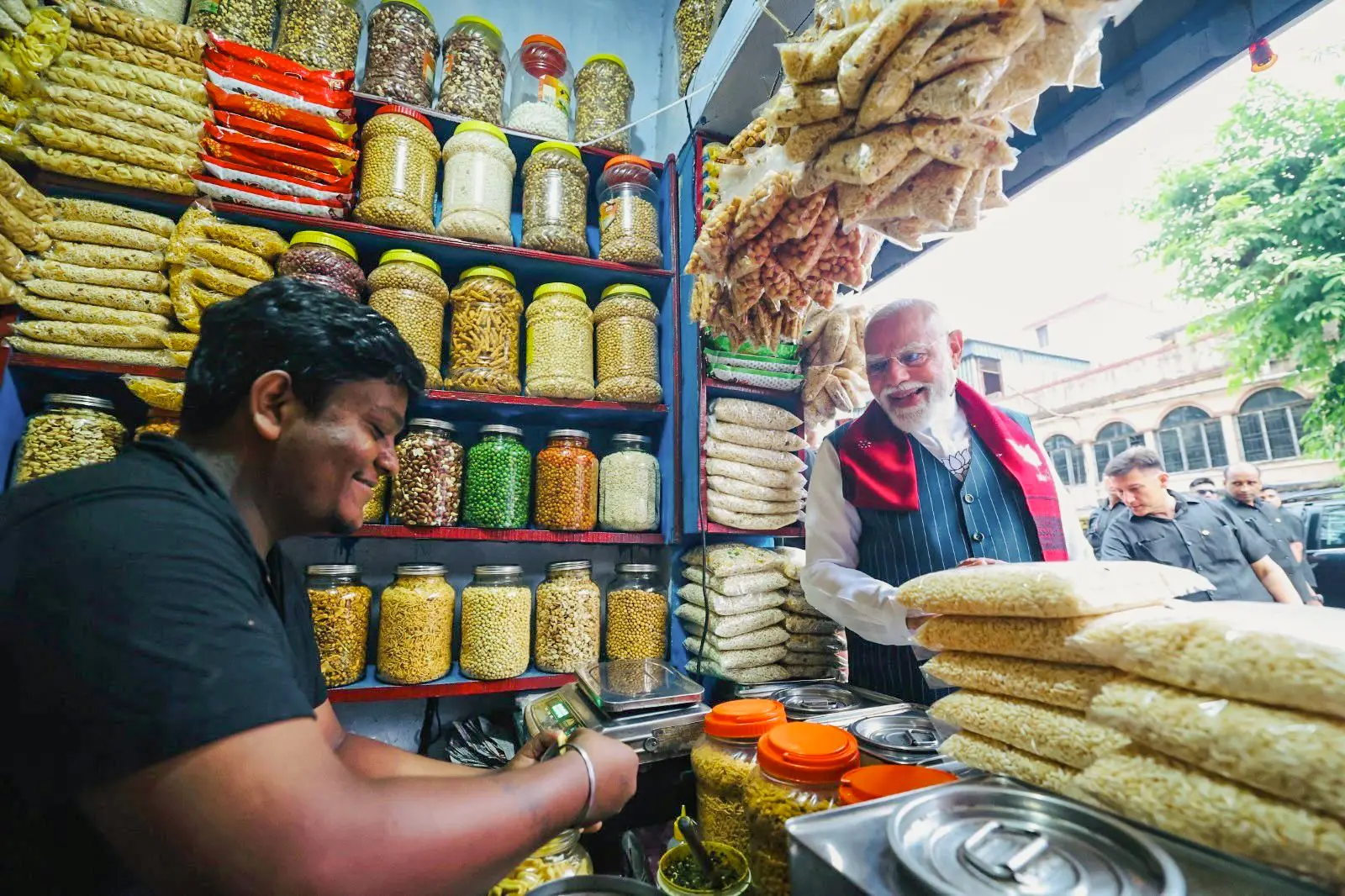 West Bengal Jhalmuri vendor who served PM Modi alleges death, bomb threats