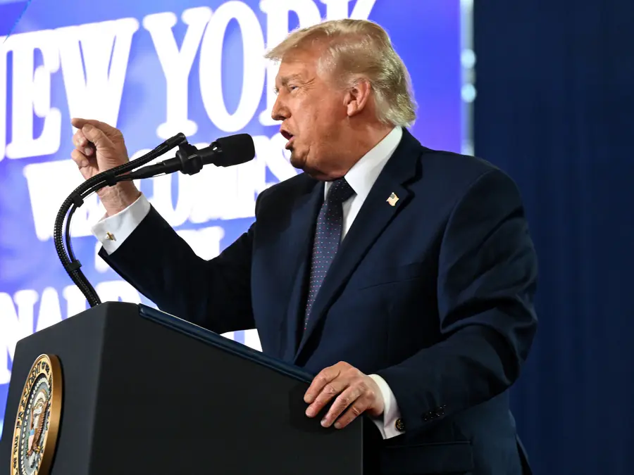 Trump to decide on latest Iran proposal after meeting advisers on Sunday: Report