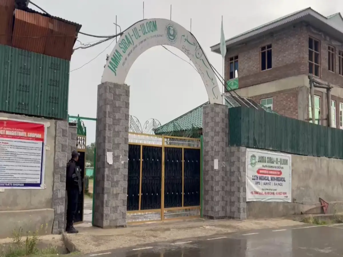 NIA launches multi-location searches in Shopian district NIA launches multi-location searches in Shopian district