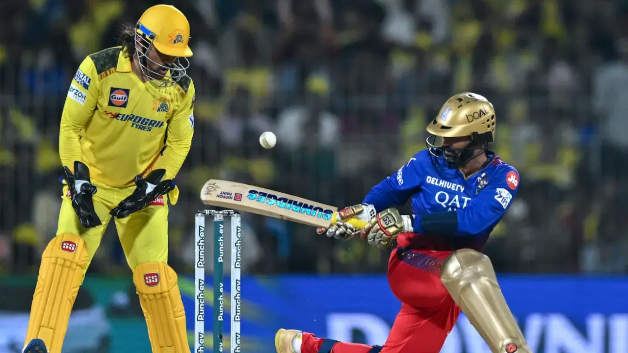 Dinesh Karthik - 18 ducks