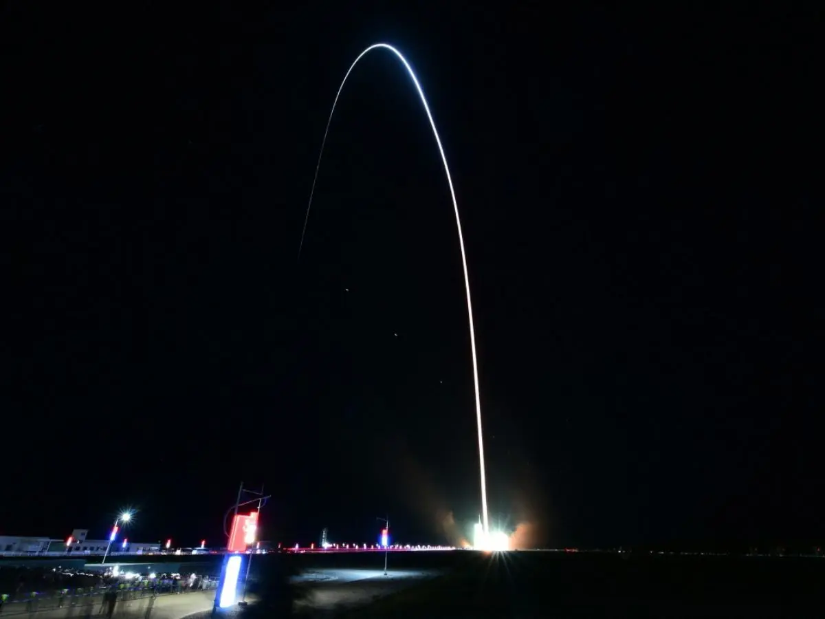 Crew to conduct scientific experiments