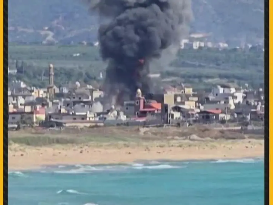 Smoke Billows as Heavy Israeli Strikes Hit Lebanon's Tyre 