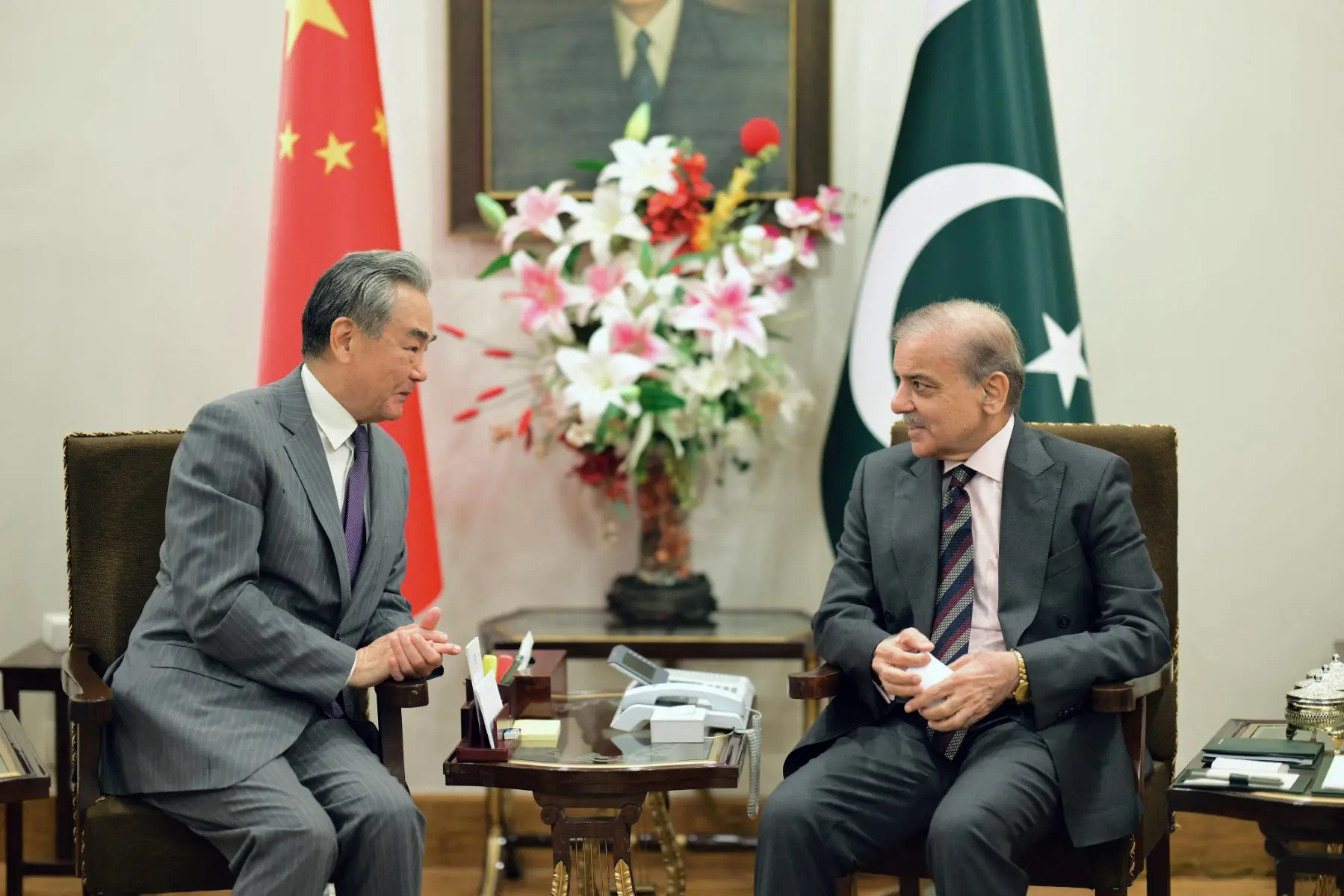 Pakistan-China reach 'new broad consensus' under CPEC. Details here