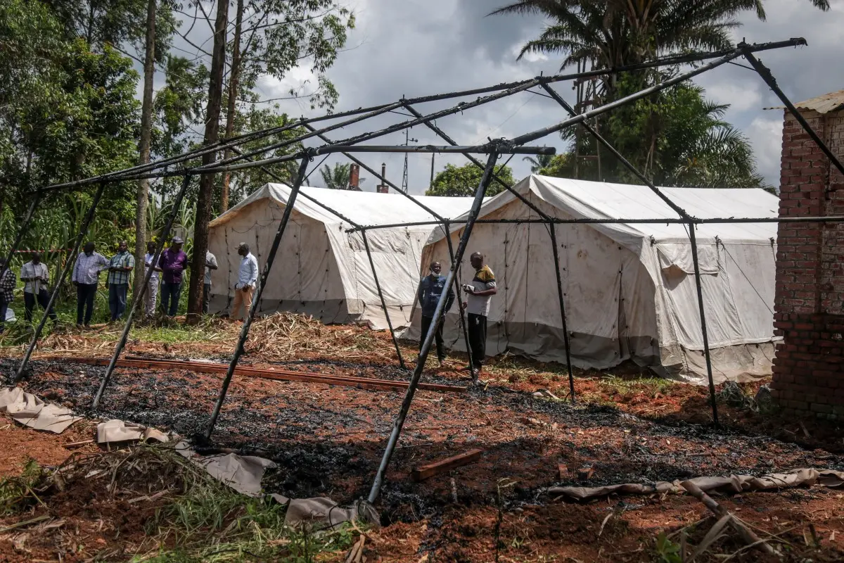 Two aid workers in Italy show signs of Ebola after returning from Uganda