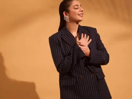 Jasmine Sandlas, Dhurandhar's Jaiye Sajana fame, announces India tour : Check dates and venue Jasmine Sandlas, Dhurandhar's Jaiye Sajana fame, announces India tour : Check dates and venue