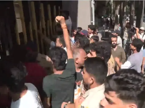 Clashes erupt at Mumbai’s Mira Road housing society over Eid sacrificial goats Clashes erupt at Mumbai’s Mira Road housing society over Eid sacrificial goats