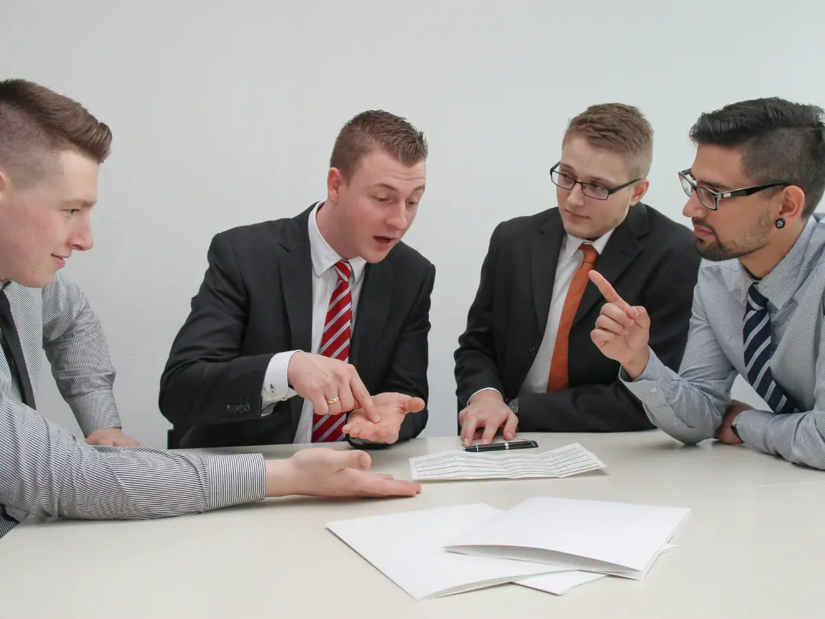 People who use sophisticated buzzwords to sound smart are actually the stupidest — and also the happiest at work