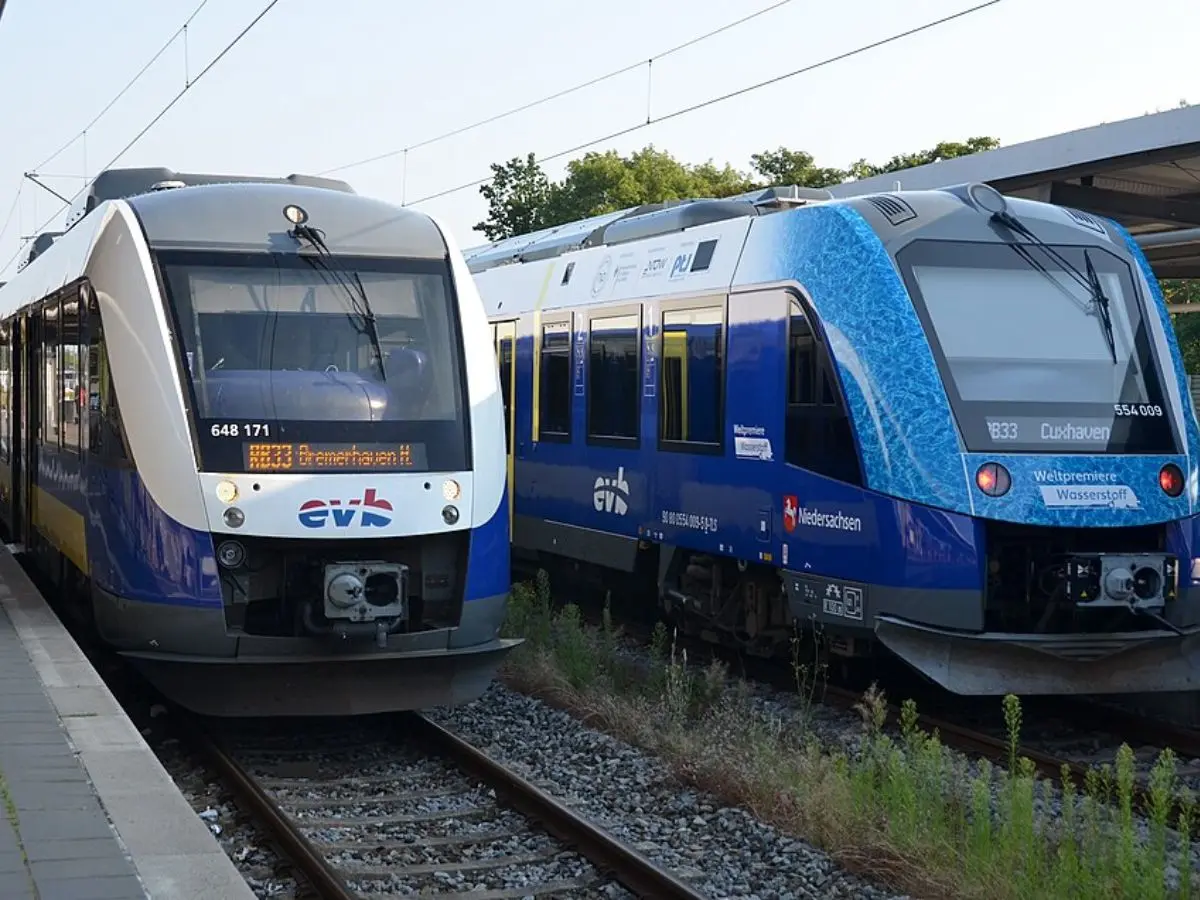 Other countries using hydrogen trains