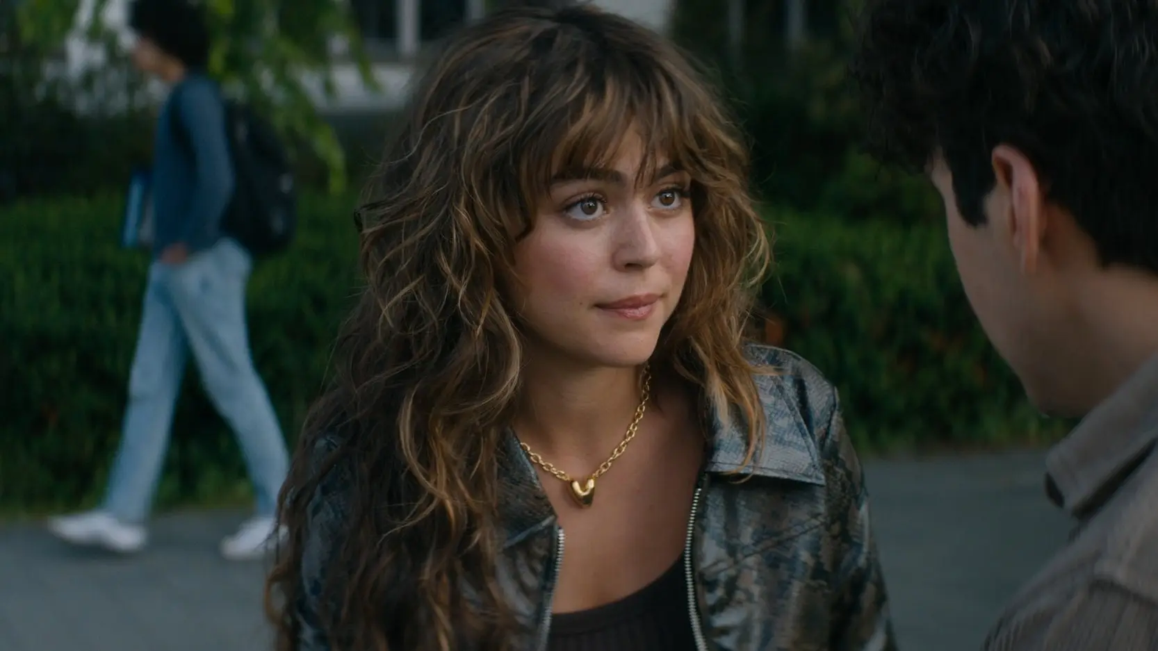 Mika Abdalla as Allie Hayes.
