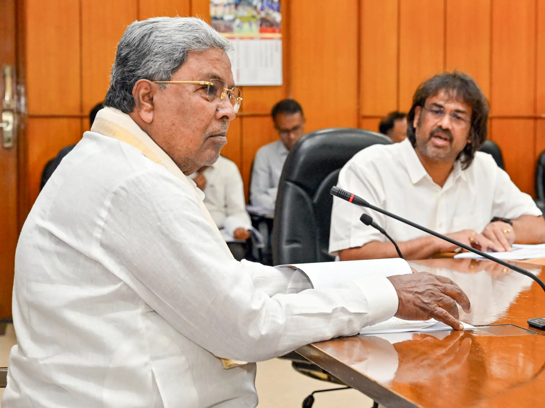 Can Karnataka CM Siddaramaiah resign in governor's absence? What constitution says Can Karnataka CM Siddaramaiah resign in governor's absence? What constitution says