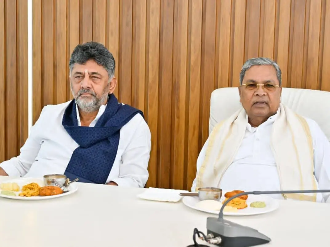 'Kept my word': Siddaramaiah gets emotional as he resigns as Karnataka CM - VIDEO 'Kept my word': Siddaramaiah gets emotional as he resigns as Karnataka CM - VIDEO