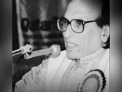 Legendary Urdu poet Bashir Badr passes away at 91 at Bhopal residence