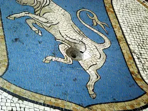 Milan restores famous bull mosaic’s ‘lucky’ testicles worn down by spinning tourists