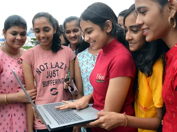 CUET UG 2026 exam delayed at several centres due to technical glitch. Details inside